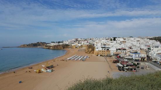 Cosy Little House Apartment Albufeira Bagian luar foto