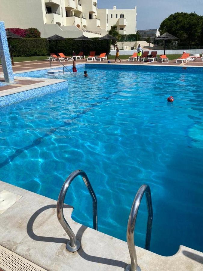 Cosy Little House Apartment Albufeira Bagian luar foto